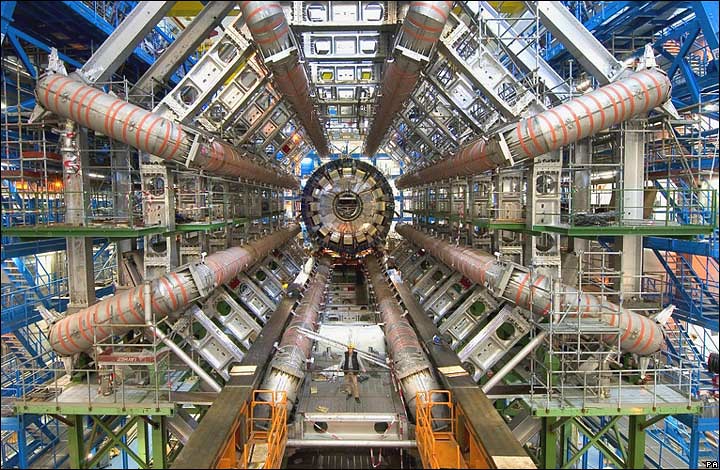 Particle accelerator